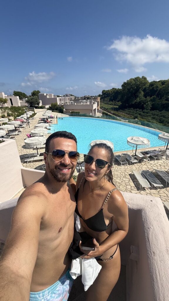 Área do hotel Basiliani com vista para a piscina em Otranto